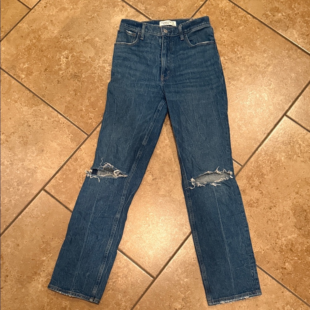 ABERCROMBIE & FITCH Blue Distressed Straight Jeans - 90’s Straight Ultra